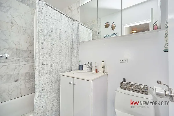 Rented by Keller Williams NYC | media 14