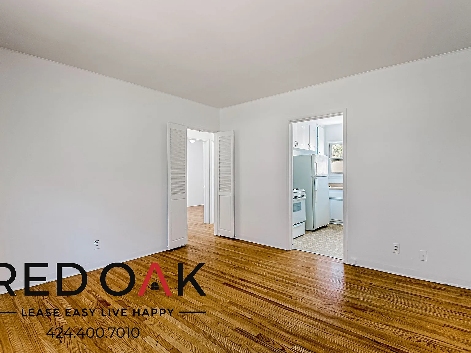 ~1 Month Free~ Sun-Drenched 2-Bed With Open Floor Plan And Hardwood-Style Floors ~ In Eagle Rock! — Photo 3