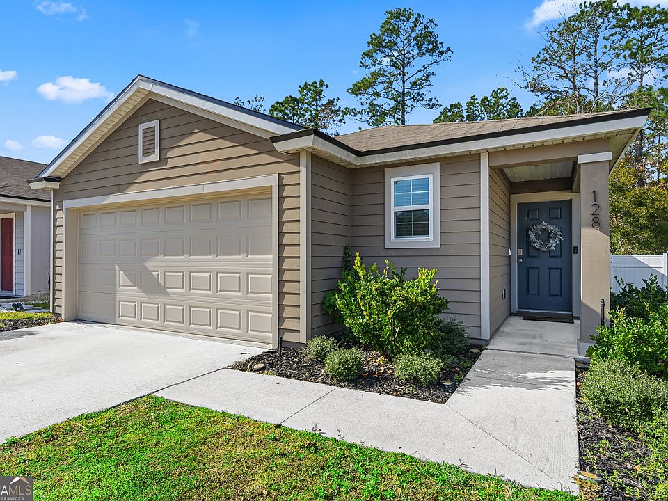 1st image of 128 Ashwood Cir