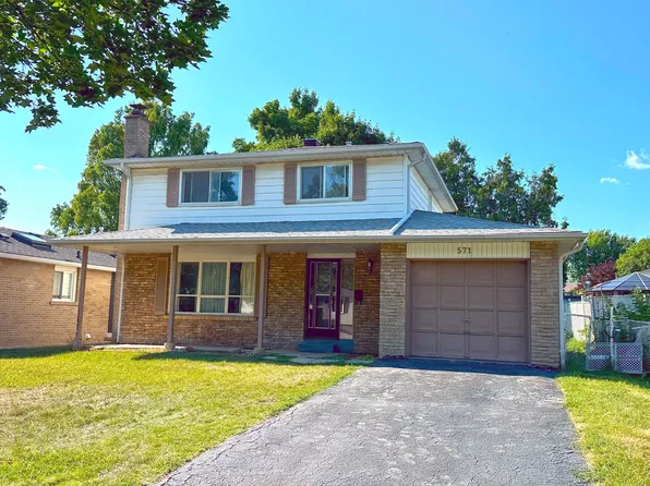 571 Minette Cir, Mississauga, ON L5A 3B9