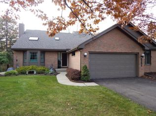 5251 Golden Cir, East Lansing, MI 48823
