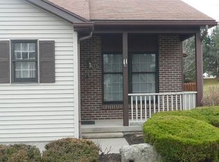 11 Dutch Valley, Rochester, NY 14624