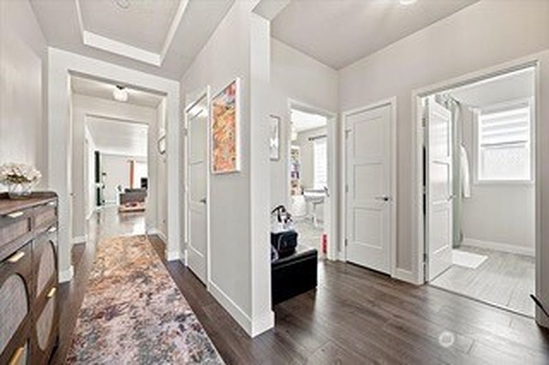 5th image of 2584 Clark Ridge Dr