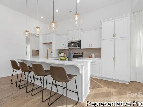 141 Borders St #198, Statesville, NC 28677