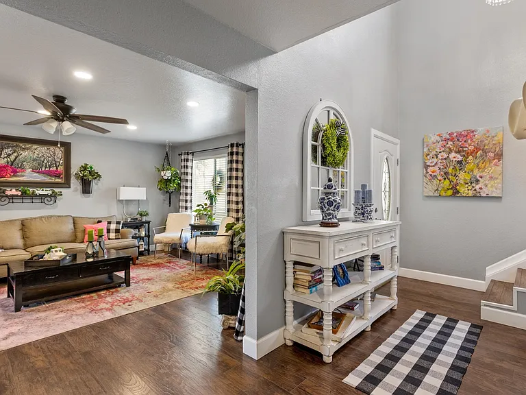 43639 Park Ave — Photo 7