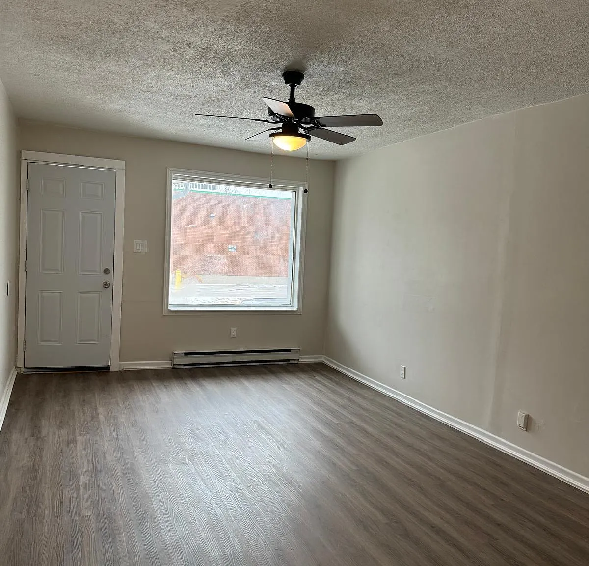 1 bed, $1,195 — Photo 1