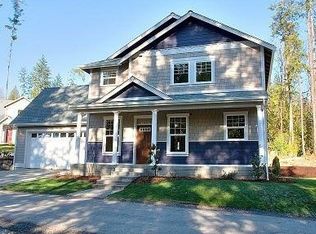 10254 Ruddy Duck Ln, Bainbridge Island, WA 98110