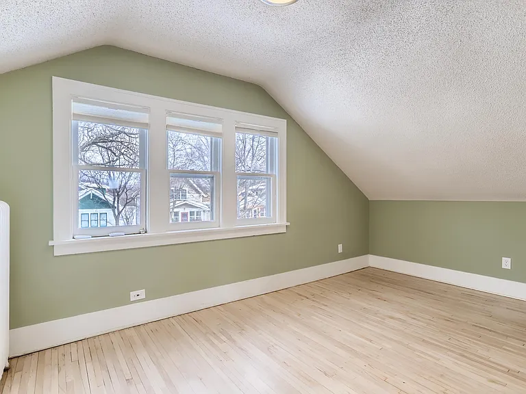 1392 Palace Ave — Photo 21