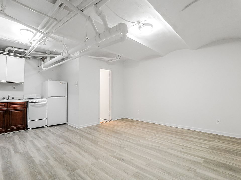 1st image of 163 Mulberry St #B1