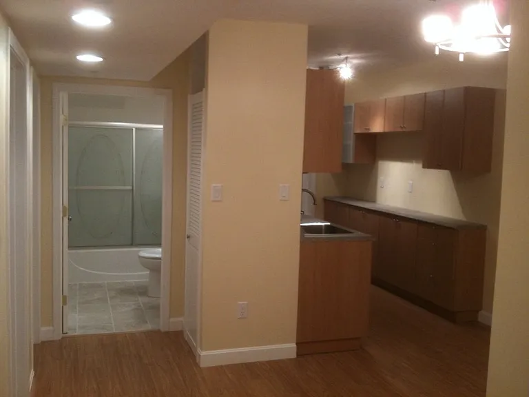 20 Eden St #4 — Photo 3