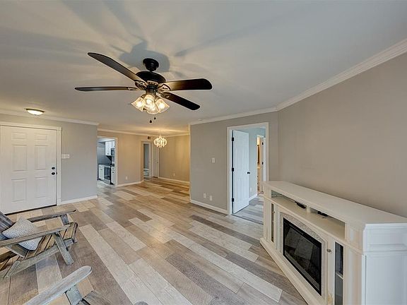 5th image of 18800 Egret Bay Blvd APT 103