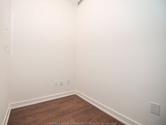 4th image of 121 McMahon Dr #3003