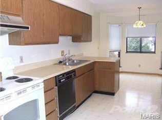 37 Rue De Paix, Lake Saint Louis, MO 63367