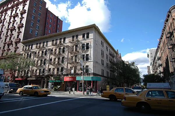 Rented by Rudd Group LTD | media 16