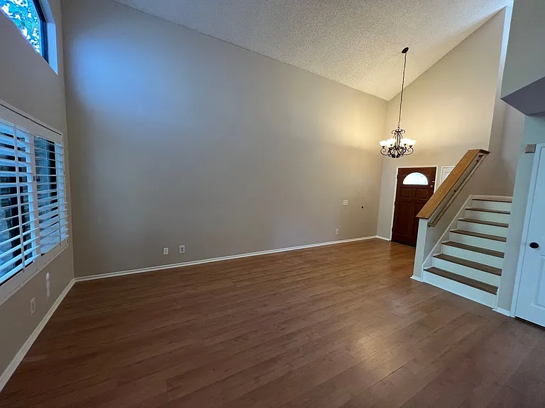 4955 Galano Dr — Photo 4