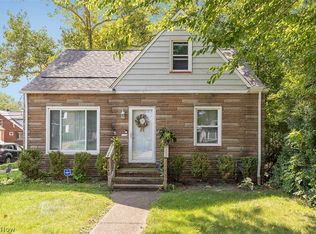 8240 Grand Division Ave, Garfield Heights, OH 44125