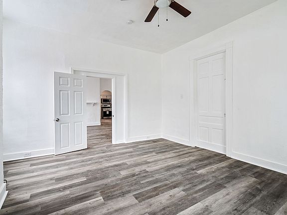 3rd image of 2738 Glenmawr St #1