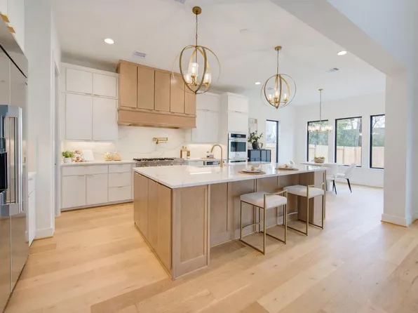 1502 Story St, Houston, TX 77055