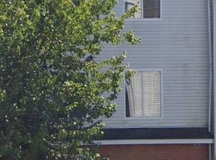 126 Emily Ln, Staten Island, NY 10312