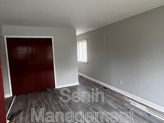 5th image of 4069-4077 Hazel Ave