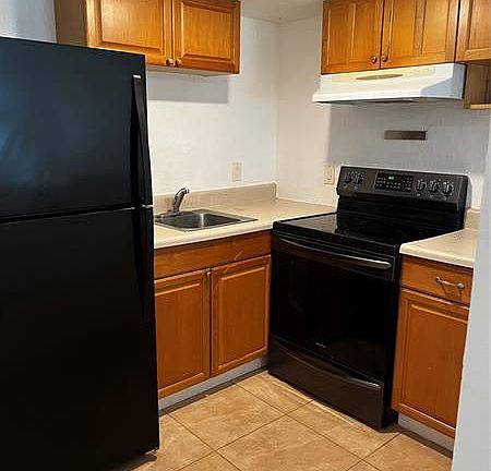 3rd image of 1735 1st Ave S APT B
