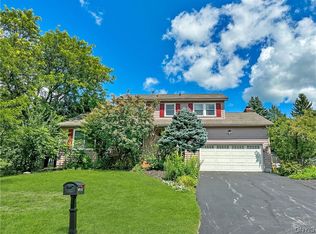 7842 Karakul Ln, Fayetteville, NY 13066