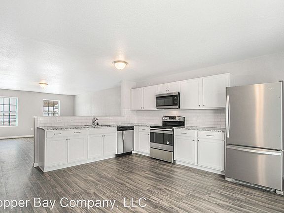 2nd image of 5398 Eagle Glen Dr SW