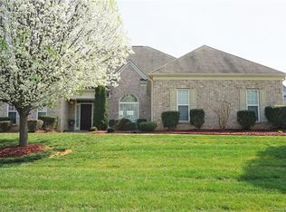 10907 McCamie Hill Pl, Concord, NC 28027