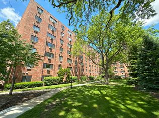 8503 W Catherine Ave #621, Chicago, IL 60656
