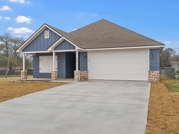 2nd image of 3004 Pine Ave