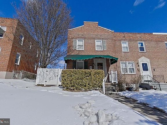 2nd image of 1738 Redwood Ave