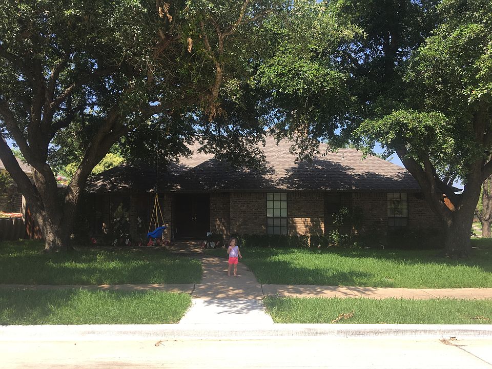 1st image of 3010 Club Country Dr