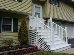 1029 Middle Line Rd, Ballston Spa, NY 12020