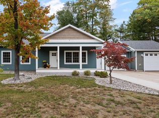 1867 Oak Dr, Traverse City, MI 49686