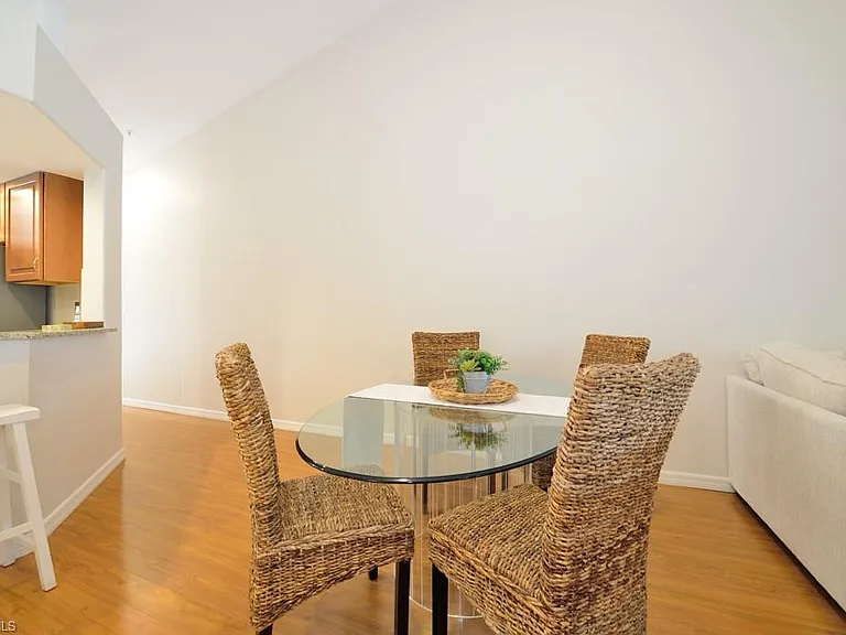 13050 Amberley Ct #708 — Photo 9