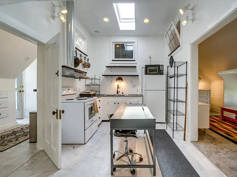 62 N Ohio Ave #3 — Photo 9