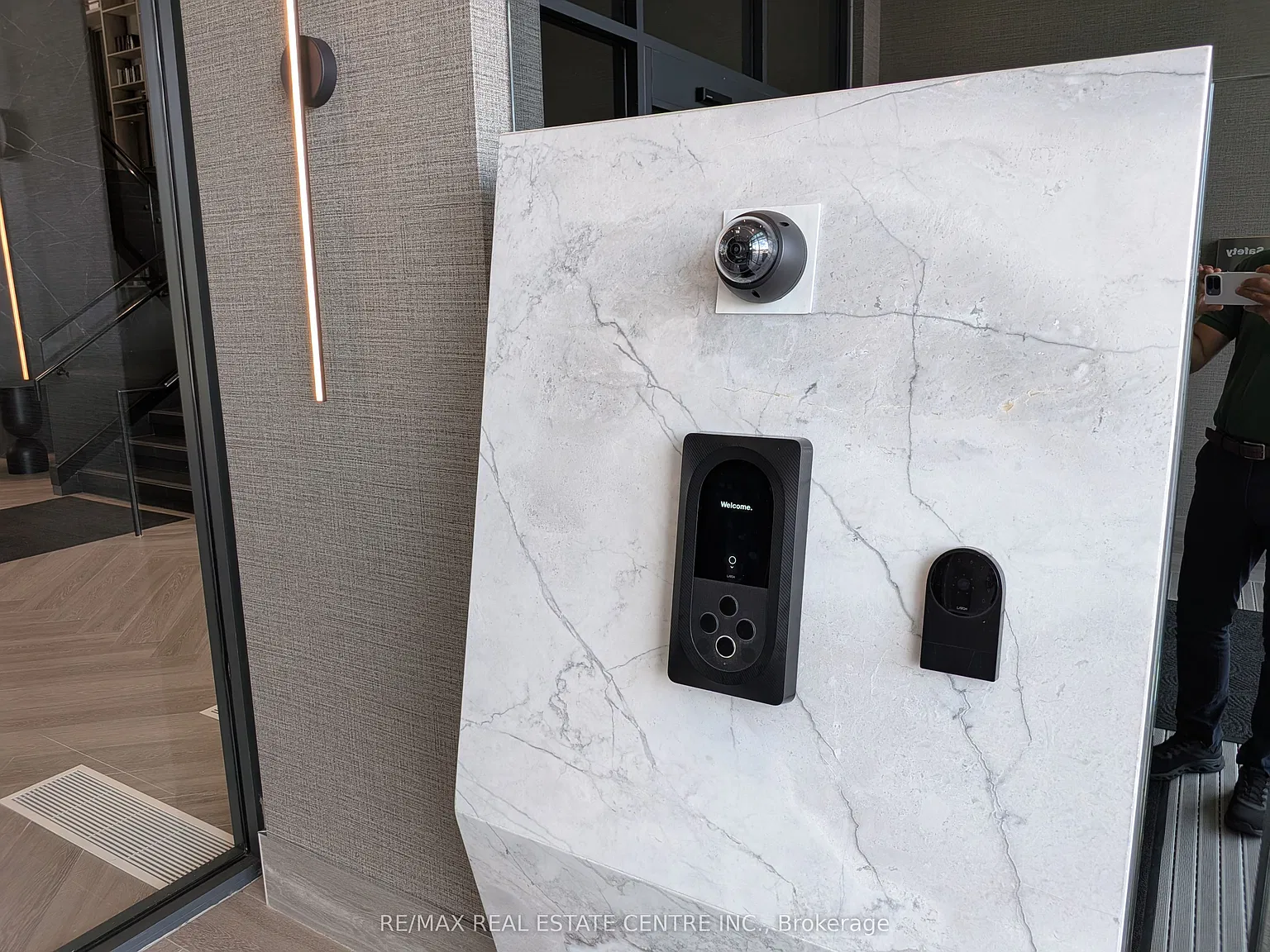 2 bed, $2,700 — Photo 2