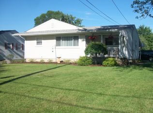373 Beechcrest Dr, Youngstown, OH
