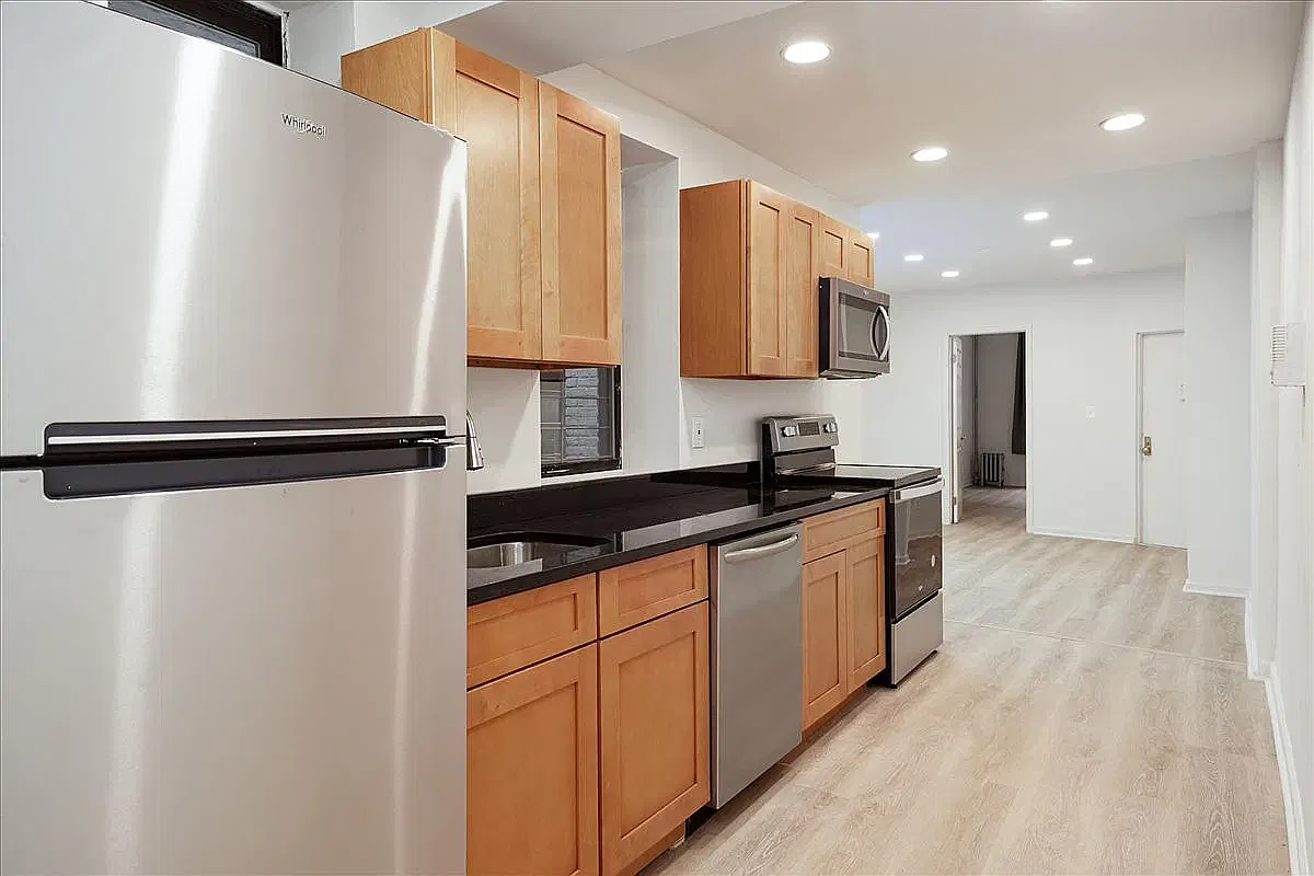 499 Saint John's Place — Photo 2