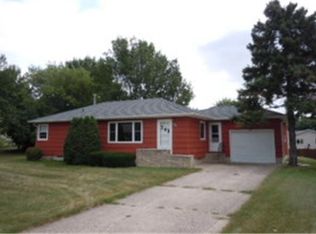 739 Mineral Springs Rd NE, Owatonna, MN 55060