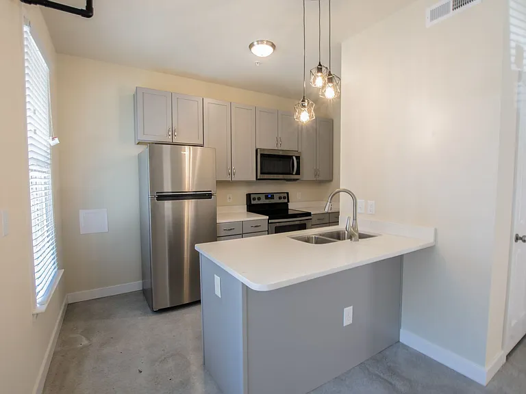 808 N 21st St — Photo 3