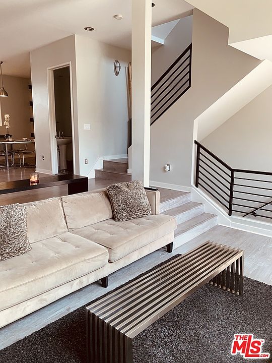 1st image of 5350 Playa Vista Dr