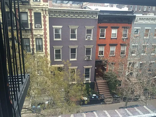 Rented by Town Residential | media 21