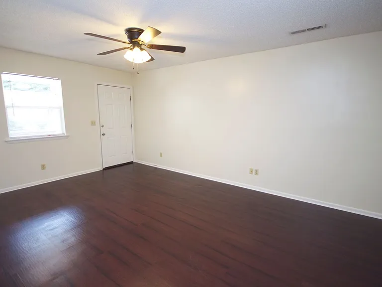105 Bearwood Dr — Photo 12
