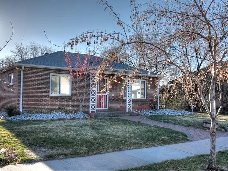 2028 Meade St — Photo 21