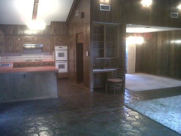 5th image of 2400 22nd St