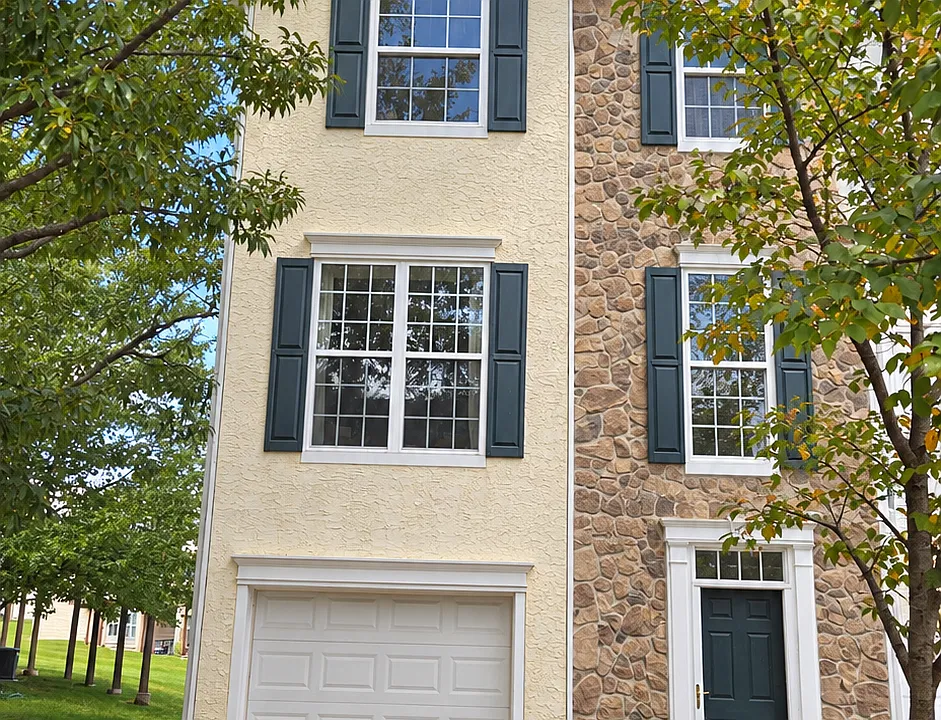 129 Hudson Dr