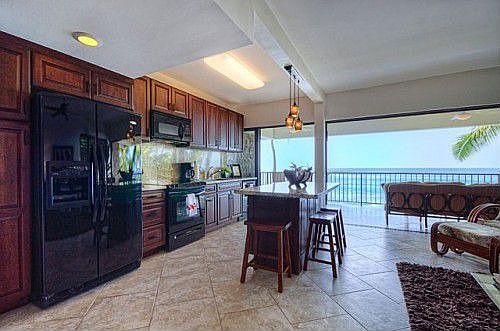 3rd image of 76-6194 Alii Dr APT 4
