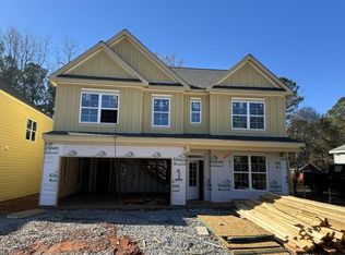 4864 White St, Sugar Hill, GA 30518