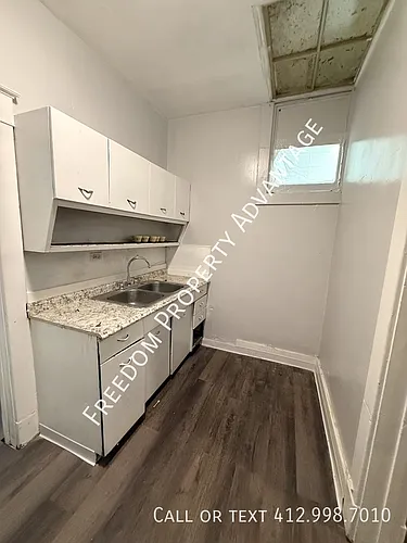 224 N Main St Photo 1
